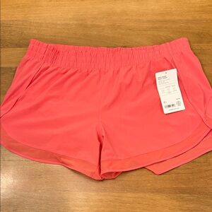 Athleta XL New Coral Mesh Racer 4” Run Shorts